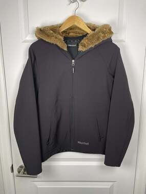 Marmot Furlong Softshell Jacket Womens M Black Faux Fur Hooded Outdoor Gorpcore